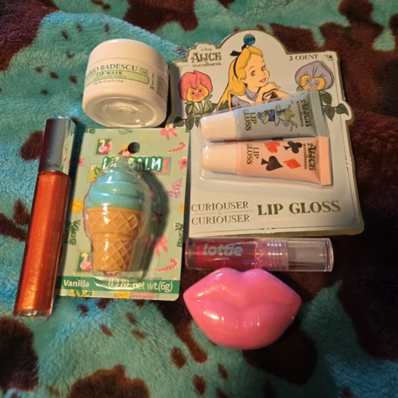 Lippy Bundle - Picture 1 of 8